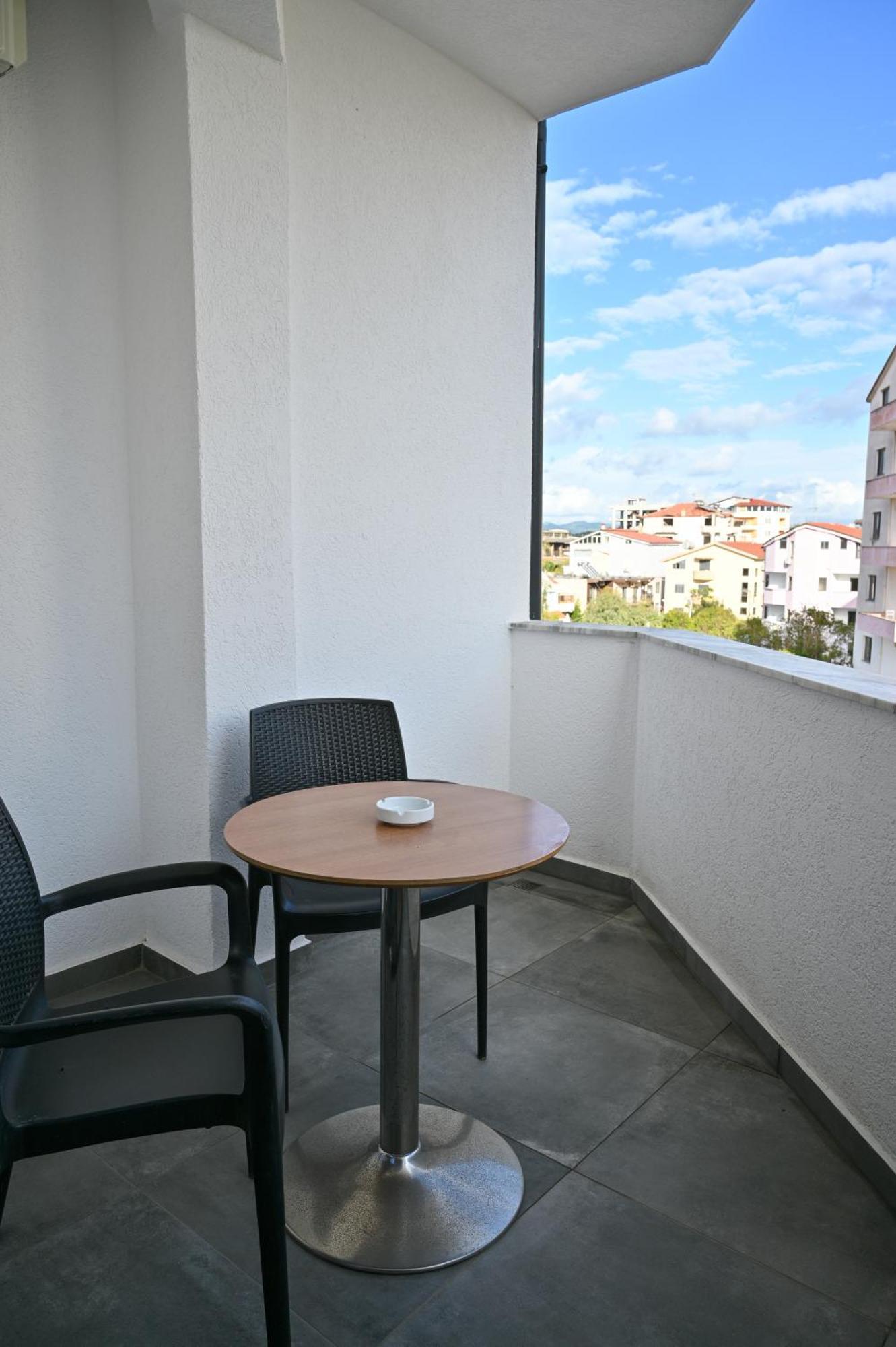 דורס Monduro Hotel מראה חיצוני תמונה