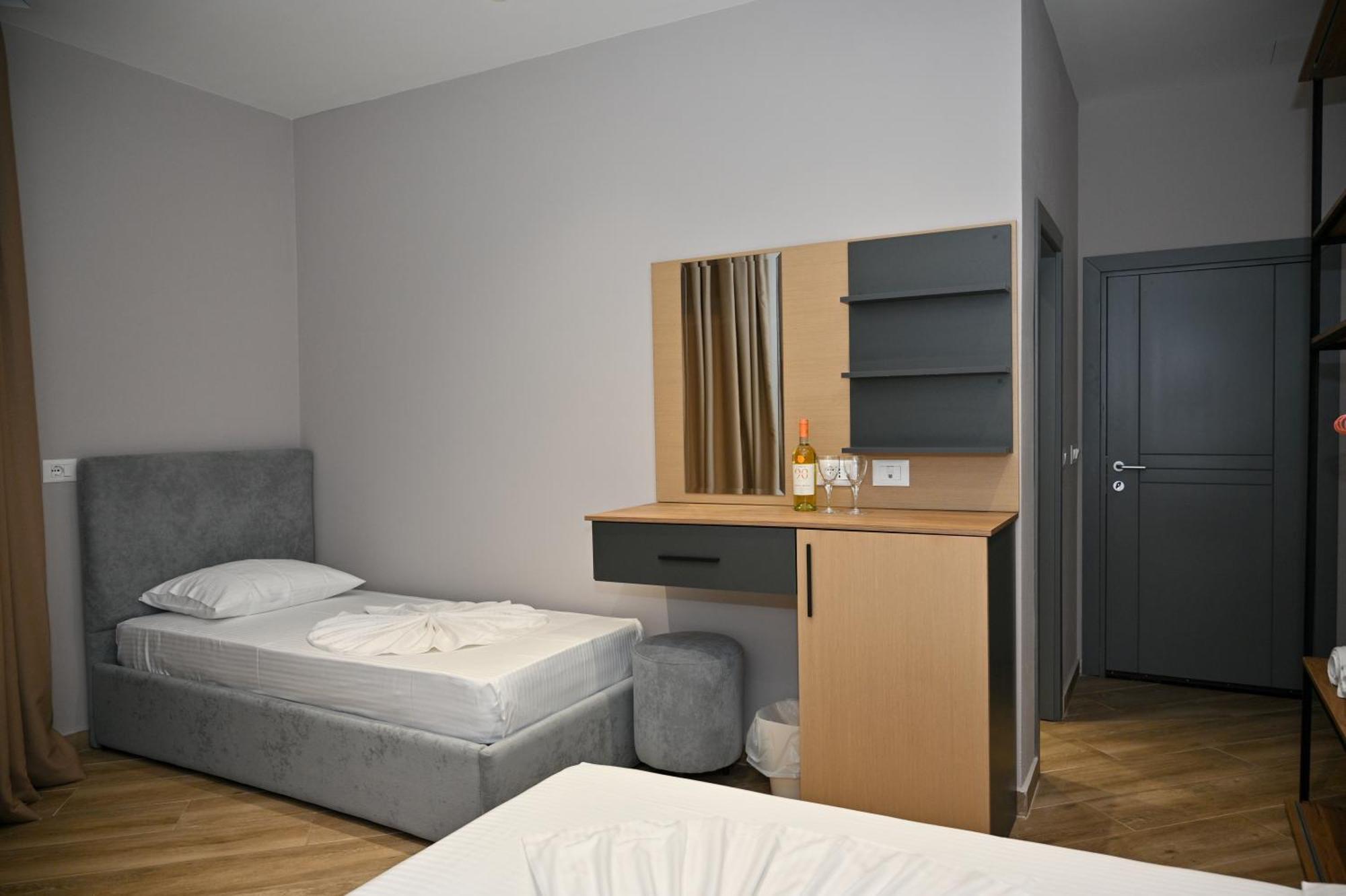 דורס Monduro Hotel חדר תמונה